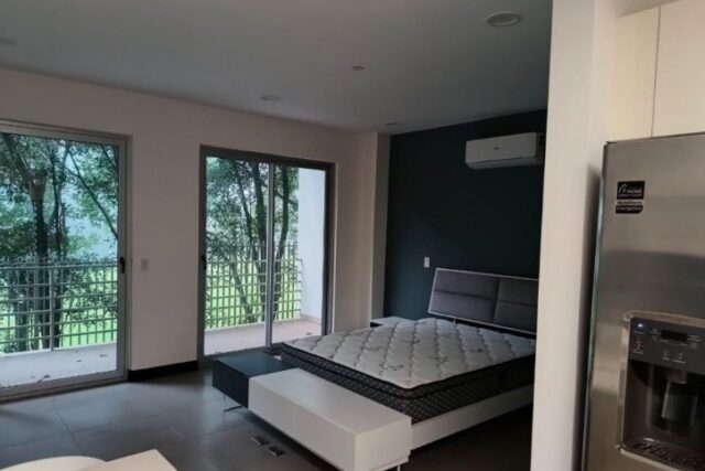 Alquiler de apartamento tipo estudio amueblado en Santa Ana