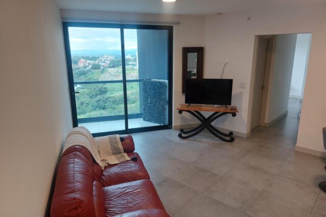 Se alquila apartamento amueblado – Núcleo Sabana