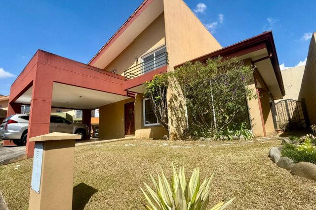 Se vende casa en San Francisco de Heredia