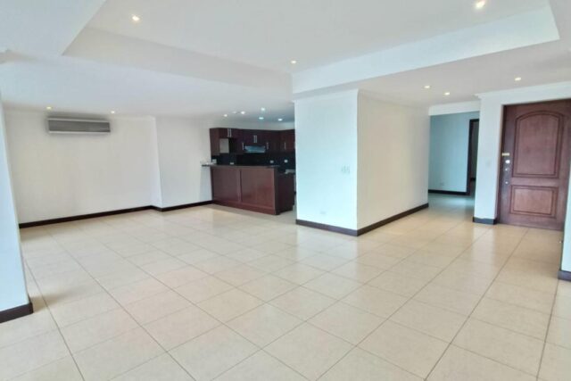 Apartamento de Lujo en Alquiler frente a La Sabana